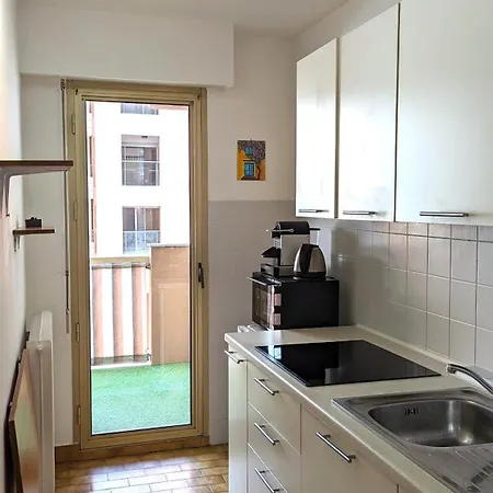 In Near Sea And Centre Apartment